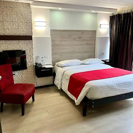 Hotel Imperial Ambato Exterior photo